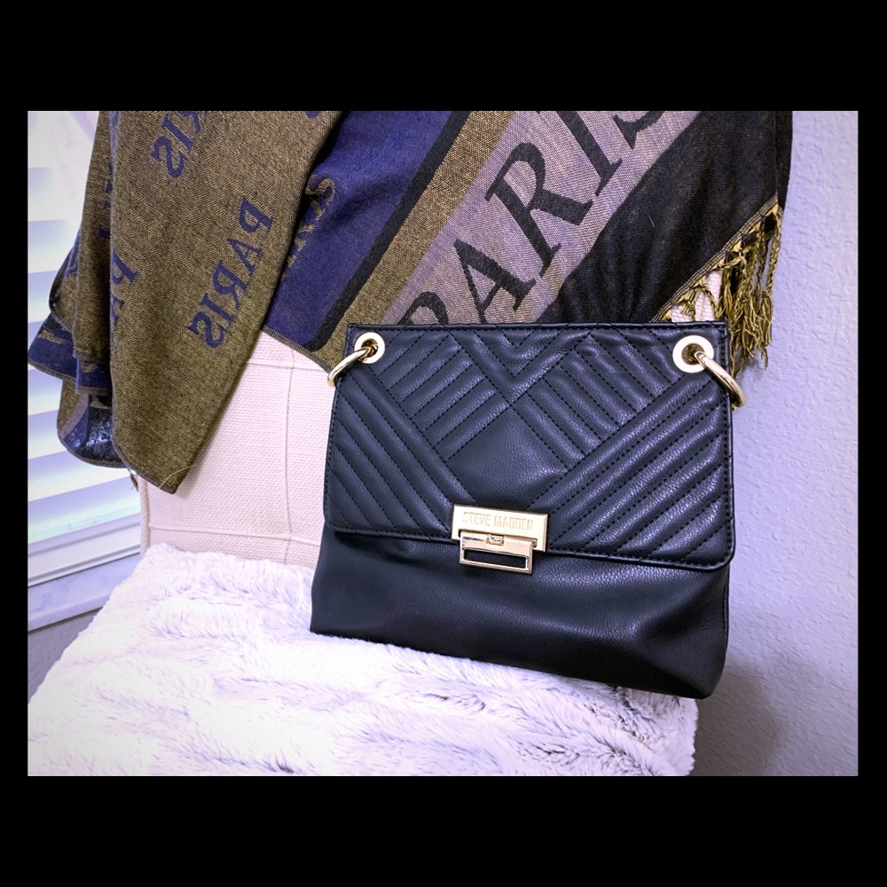 Black and gold Steve Madden clutch/ crossbody